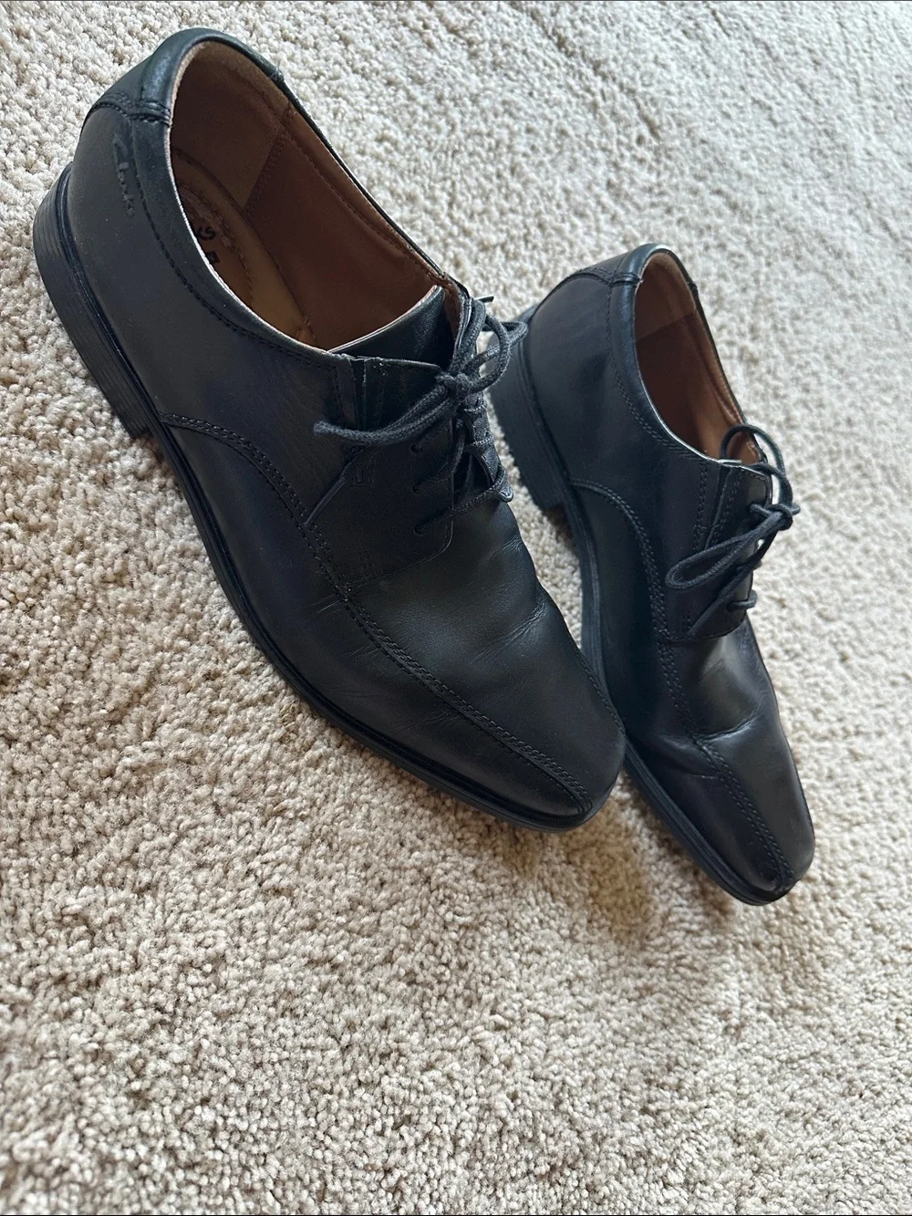 Clarks Black Leather Lace-Up Derby Shoes